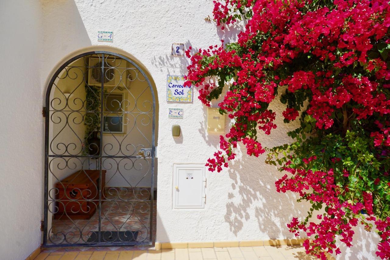 Carvoeiro Sol Seafront Apartment ภายนอก รูปภาพ