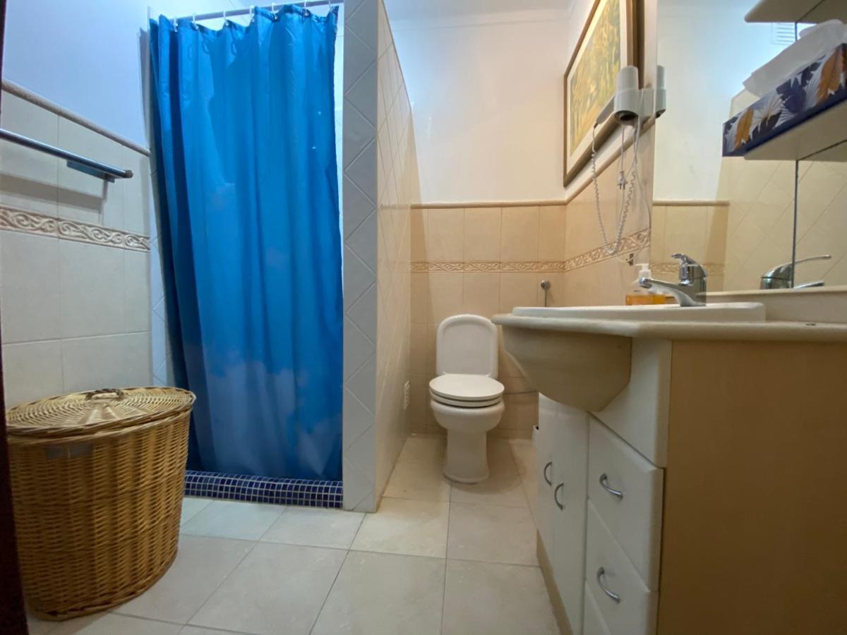 Carvoeiro Sol Seafront Apartment ภายนอก รูปภาพ