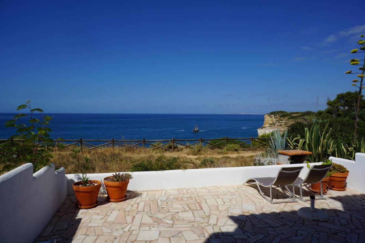 Carvoeiro Sol Seafront Apartment ภายนอก รูปภาพ
