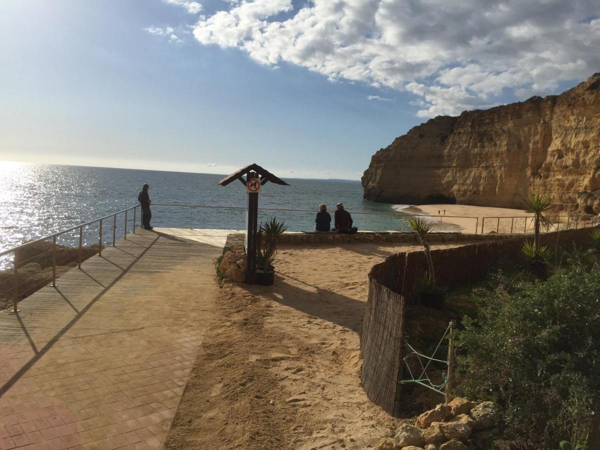Carvoeiro Sol Seafront Apartment ภายนอก รูปภาพ